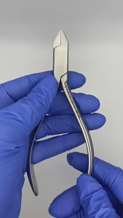 IE03-002 - Three Jaw Pliers